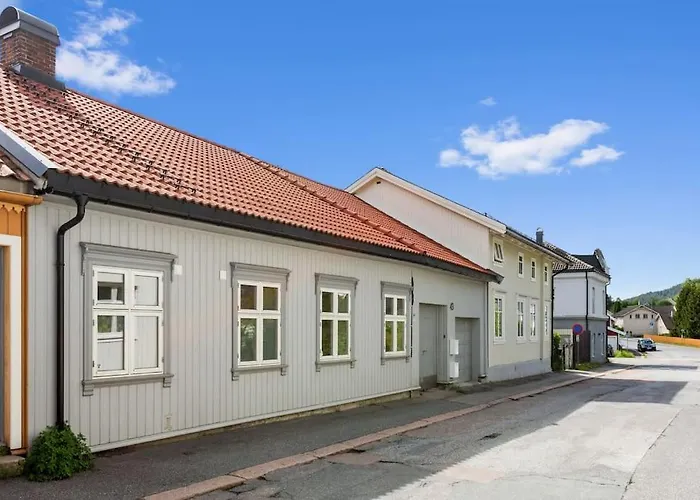 2 Bedroom - Walking Distance To The Technology Park, Center & Uni - Fully Furnished