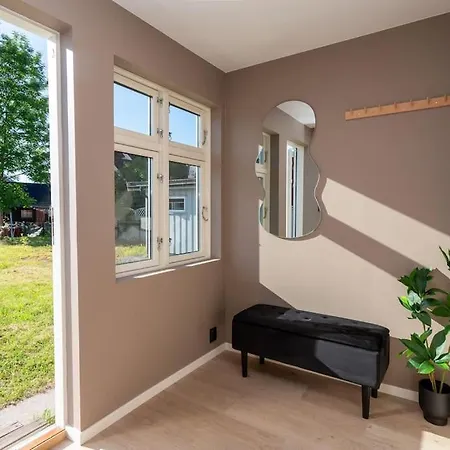 2 Bedroom - Walking Distance To The Technology Park, Center & Uni - Fully Furnished