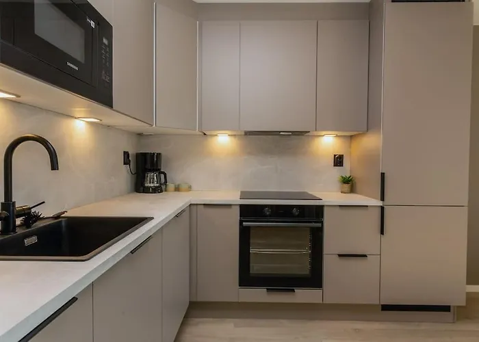 Lejlighed 2 Bedroom - Walking Distance To The Technology Park, Center & Uni - Fully Furnished *